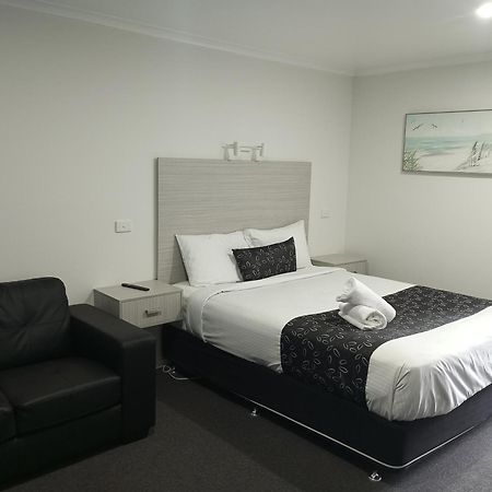 Big Valley Lakeside Paradise Motor Inn Σέπαρτον Εξωτερικό φωτογραφία