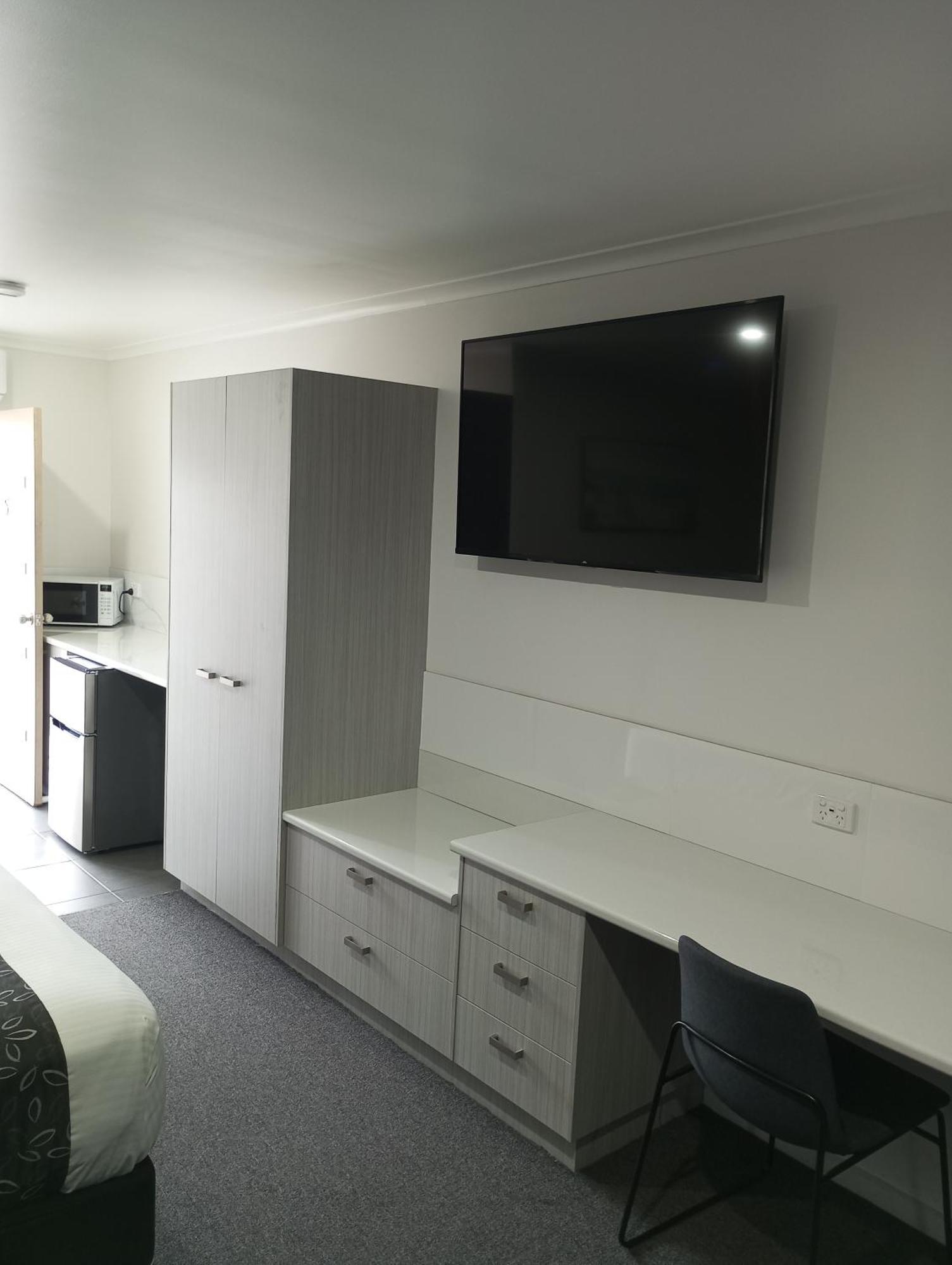 Big Valley Lakeside Paradise Motor Inn Σέπαρτον Εξωτερικό φωτογραφία