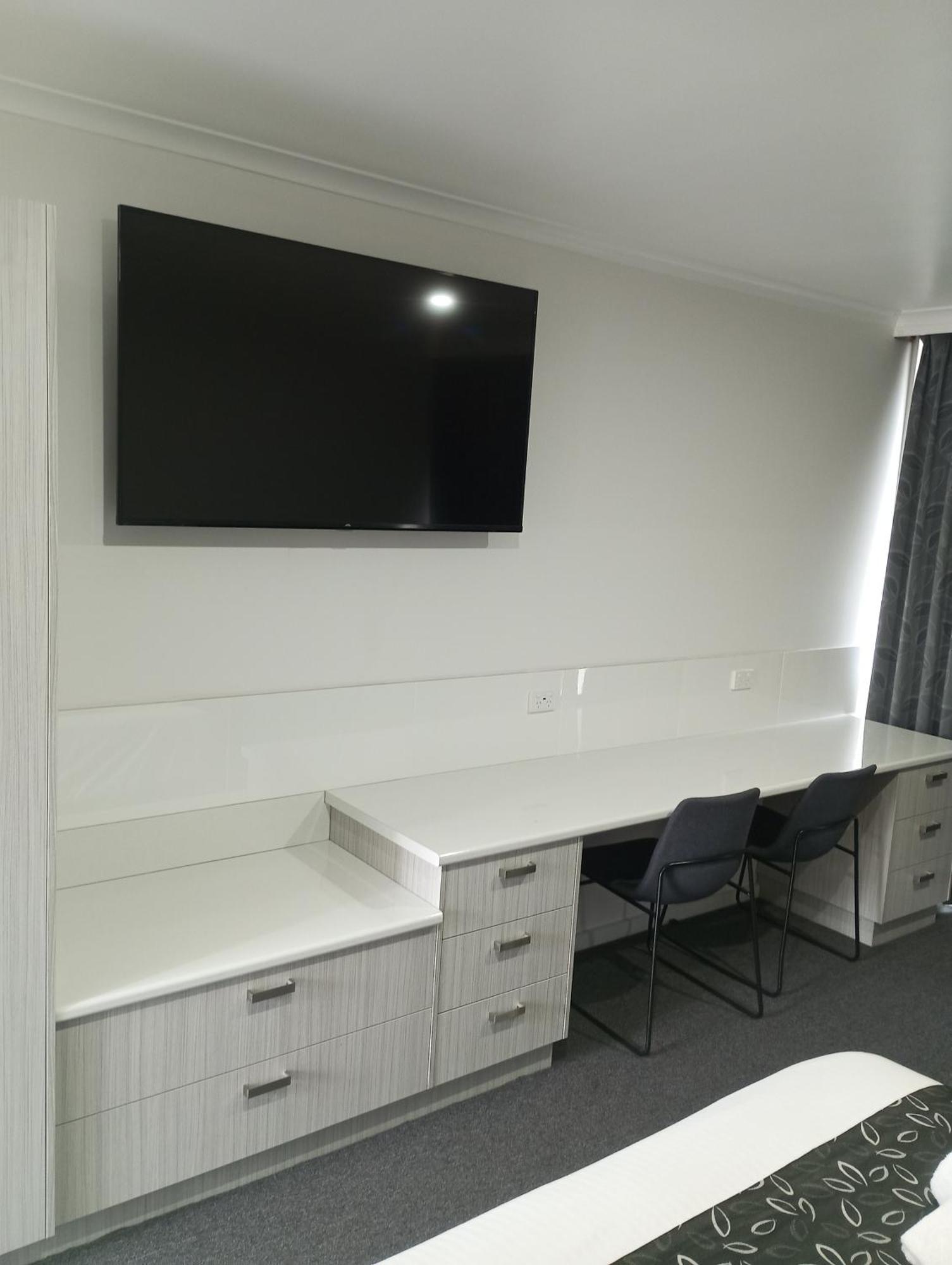 Big Valley Lakeside Paradise Motor Inn Σέπαρτον Εξωτερικό φωτογραφία