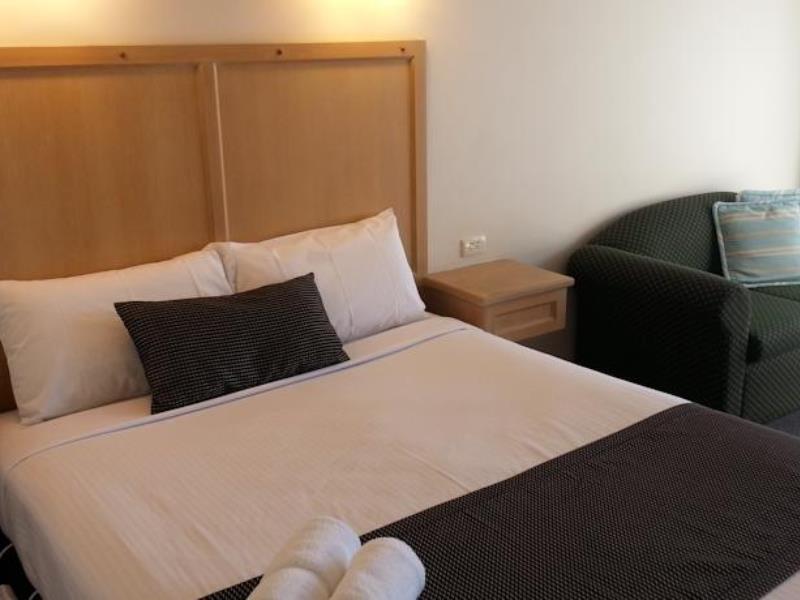Big Valley Lakeside Paradise Motor Inn Σέπαρτον Εξωτερικό φωτογραφία