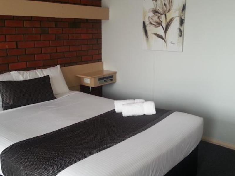 Big Valley Lakeside Paradise Motor Inn Σέπαρτον Εξωτερικό φωτογραφία