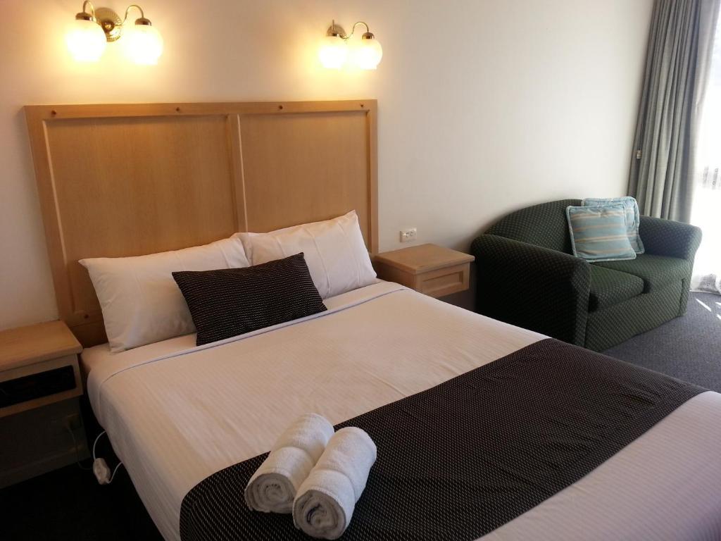 Big Valley Lakeside Paradise Motor Inn Σέπαρτον Δωμάτιο φωτογραφία